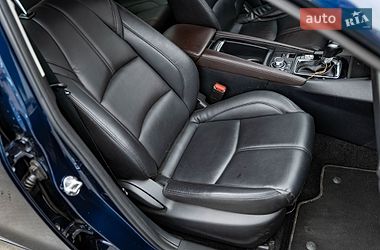 Седан Mazda 3 2018 в Києві