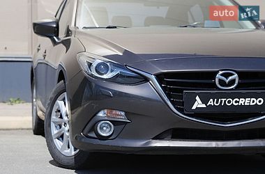 Седан Mazda 3 2014 в Києві