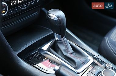 Седан Mazda 3 2014 в Києві