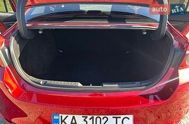 Седан Mazda 3 2021 в Киеве