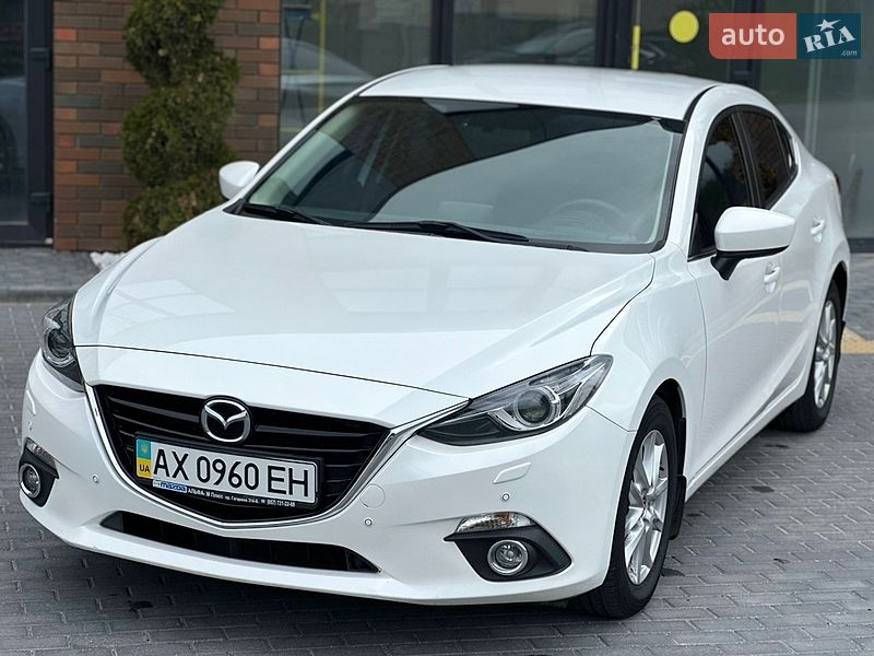 Седан Mazda 3 2015 в Вінниці