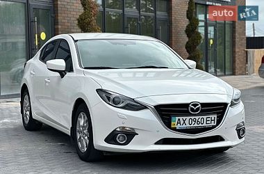 Седан Mazda 3 2015 в Вінниці