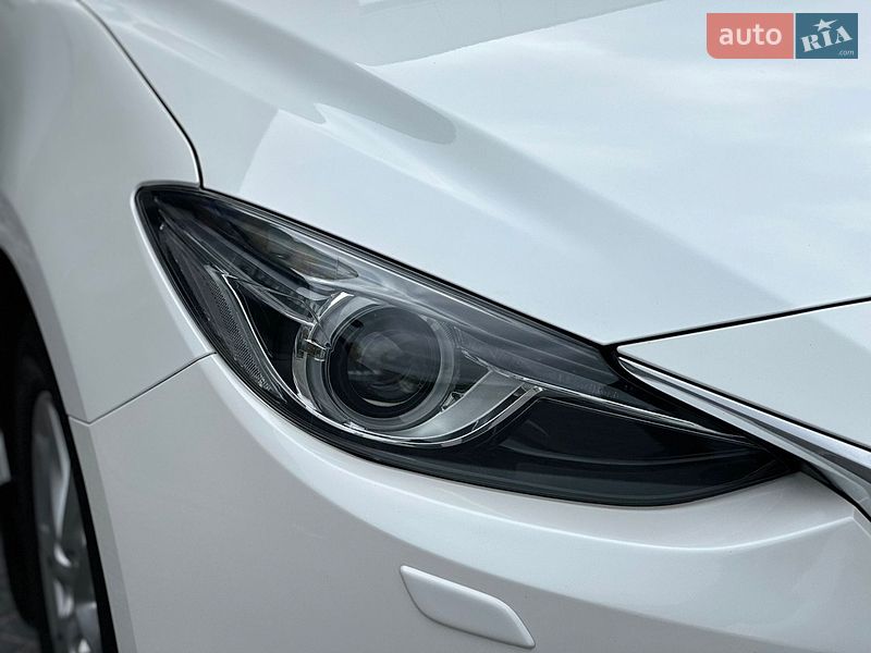 Седан Mazda 3 2015 в Вінниці