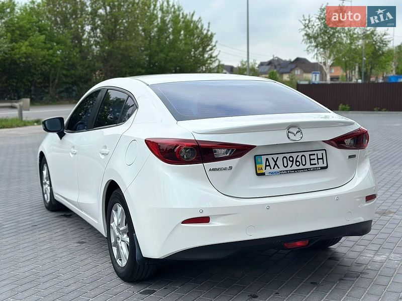 Седан Mazda 3 2015 в Вінниці