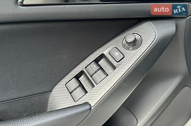 Седан Mazda 3 2015 в Вінниці