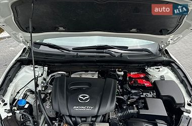 Седан Mazda 3 2015 в Вінниці