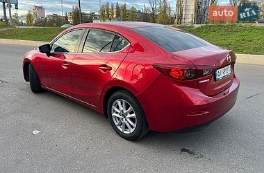 Седан Mazda 3 2015 в Києві