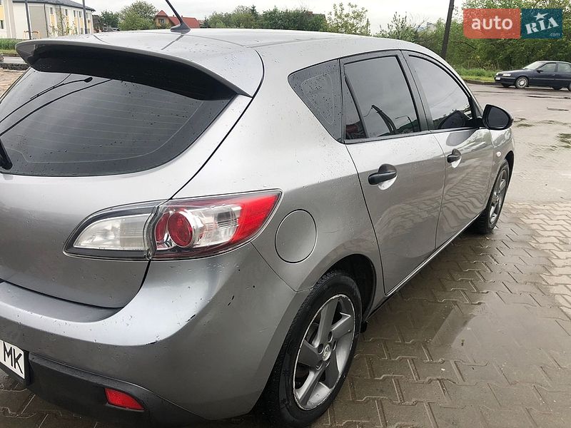 Хетчбек Mazda 3 2010 в Дрогобичі фото 5 Хетчбек Mazda 3 2010 в Дрогобичі