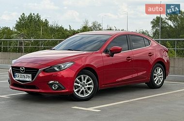 Седан Mazda 3 2014 в Києві