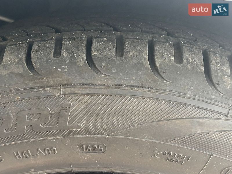 Хэтчбек Mazda 3 2004 в Красилове