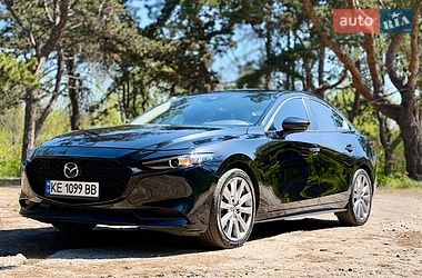 Седан Mazda 3 2022 в Днепре