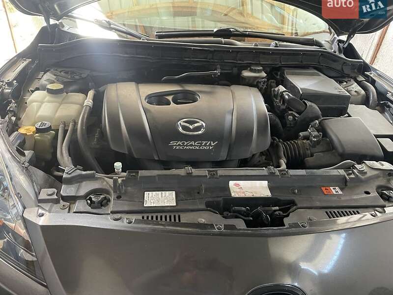 Седан Mazda 3 2012 в Дніпрі