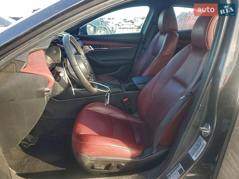 Хетчбек Mazda 3 2023 в Києві