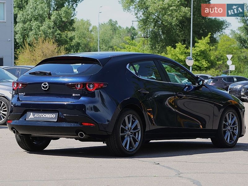 Хэтчбек Mazda 3 2022 в Киеве