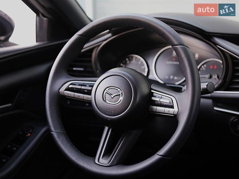 Хэтчбек Mazda 3 2022 в Киеве