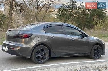 Седан Mazda 3 2012 в Дніпрі