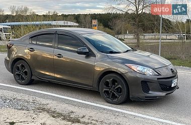 Седан Mazda 3 2012 в Дніпрі