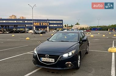 Седан Mazda 3 2016 в Києві