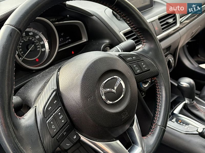 Седан Mazda 3 2016 в Києві