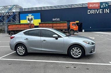 Седан Mazda 3 2013 в Чернигове