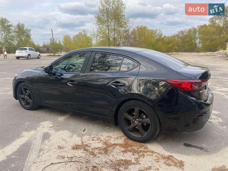 Седан Mazda 3 2014 в Кременчуці