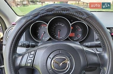Седан Mazda 3 2005 в Лохвиці
