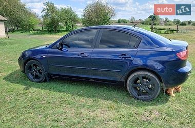 Седан Mazda 3 2005 в Лохвиці