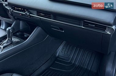 Хэтчбек Mazda 3 2024 в Киеве