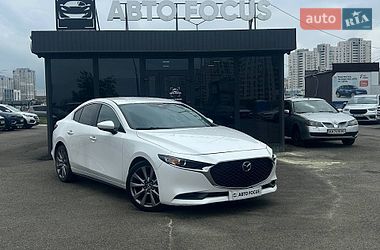 Седан Mazda 3 2019 в Киеве