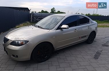 Седан Mazda 3 2008 в Перегінське