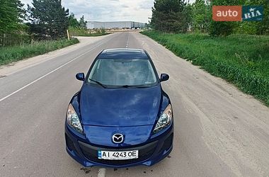 Седан Mazda 3 2012 в Петропавловской Борщаговке