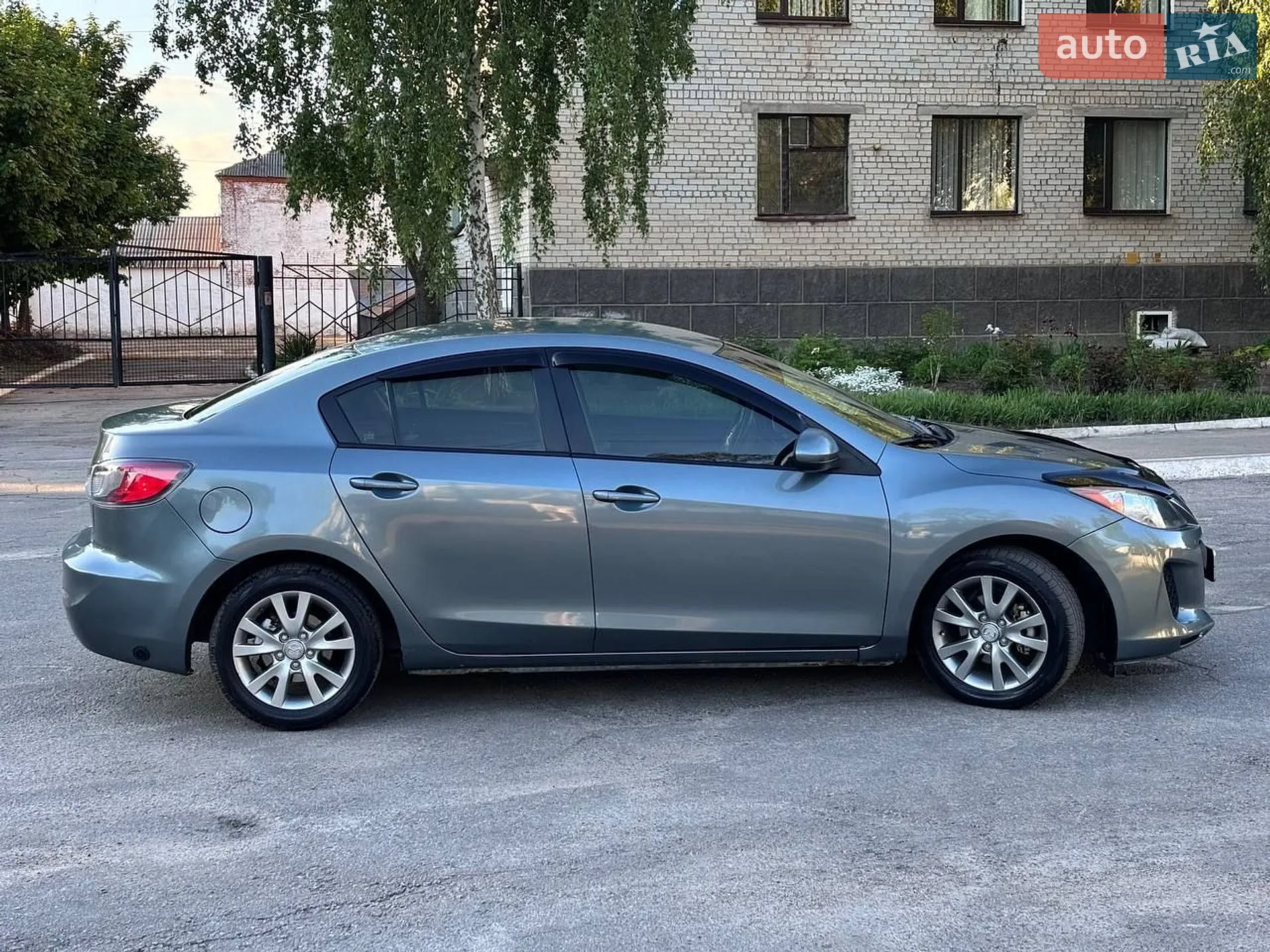 2011 Mazda 3 - мініатюра 9