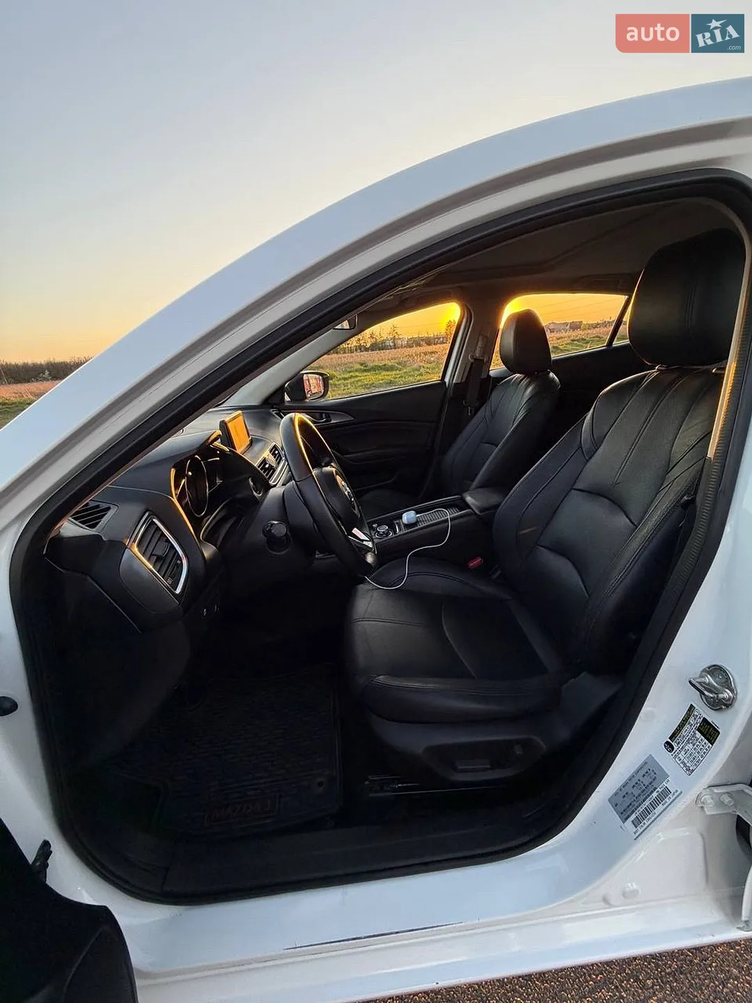 2016 Mazda 3 - мініатюра 9