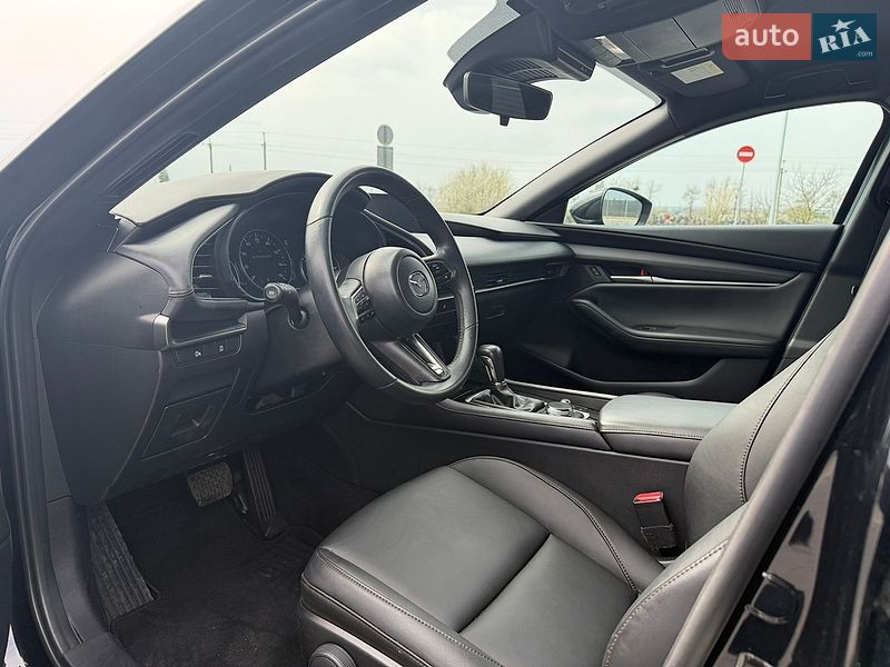 Хетчбек Mazda 3 2023 в Львові