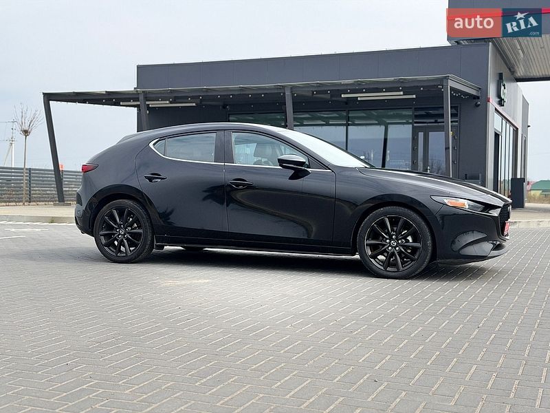 Хетчбек Mazda 3 2023 в Львові