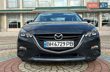 Седан Mazda 3 2016 в Сарате