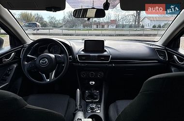 Седан Mazda 3 2016 в Сараті фото 14 Седан Mazda 3 2016 в Сараті