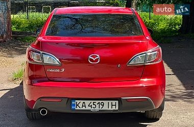 Седан Mazda 3 2009 в Ніжині