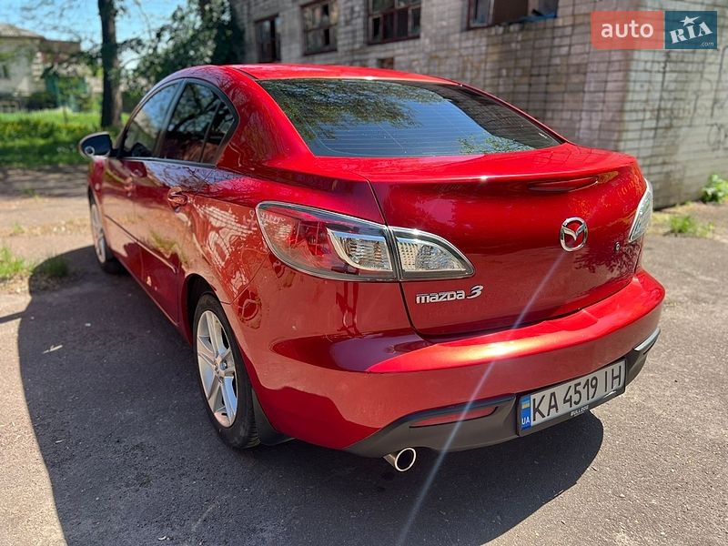 Седан Mazda 3 2009 в Ніжині