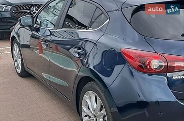 Хэтчбек Mazda 3 2015 в Житомире