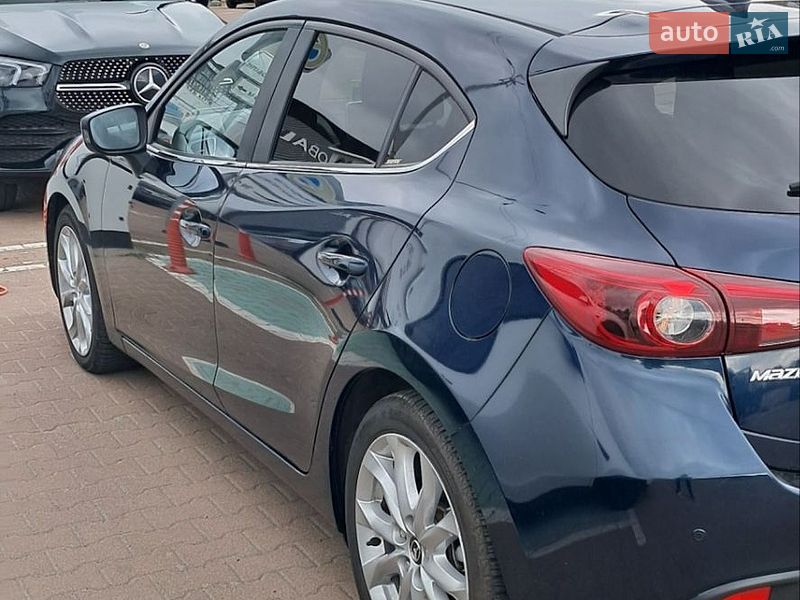 Хэтчбек Mazda 3 2015 в Житомире