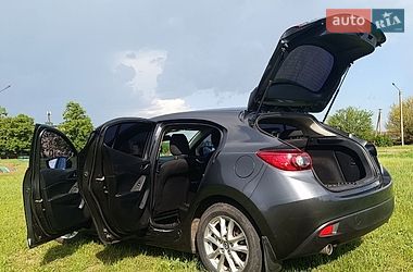 Хетчбек Mazda 3 2016 в Запоріжжі
