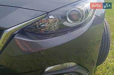 Хетчбек Mazda 3 2016 в Запоріжжі