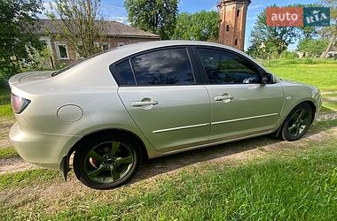Седан Mazda 3 2004 в Гадячі