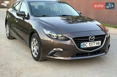 Седан Mazda 3 2014 в Львові