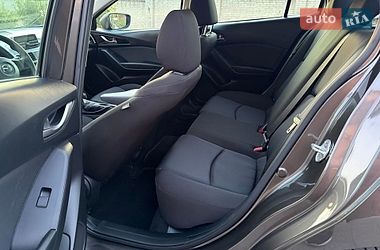 Седан Mazda 3 2014 в Львове