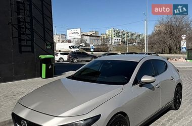 Хэтчбек Mazda 3 2021 в Киеве