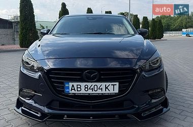 Седан Mazda 3 2018 в Виннице