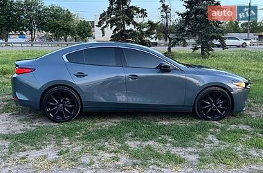 Седан Mazda 3 2022 в Днепре