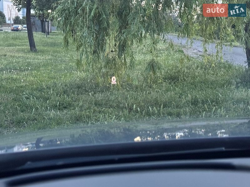 Седан Mazda 3 2022 в Днепре